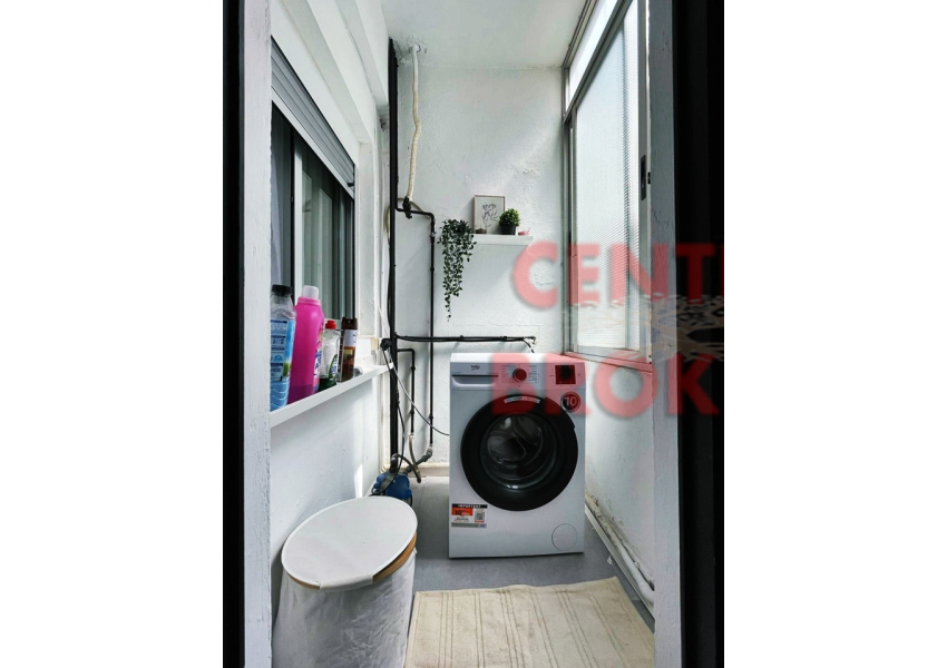 Odnowiony apartament  przy porcie Bega, w Cullera